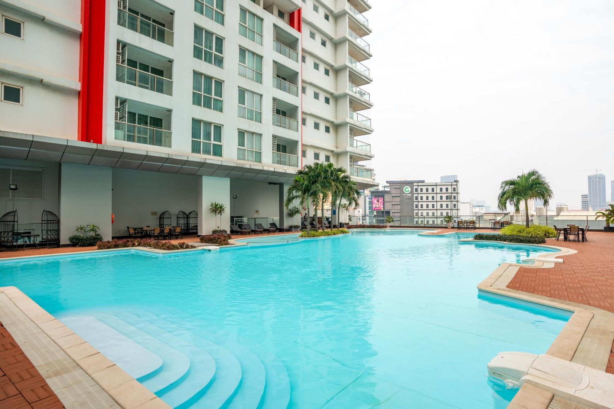 Olympia City Hotel By Dara Phnom Penh Esterno foto