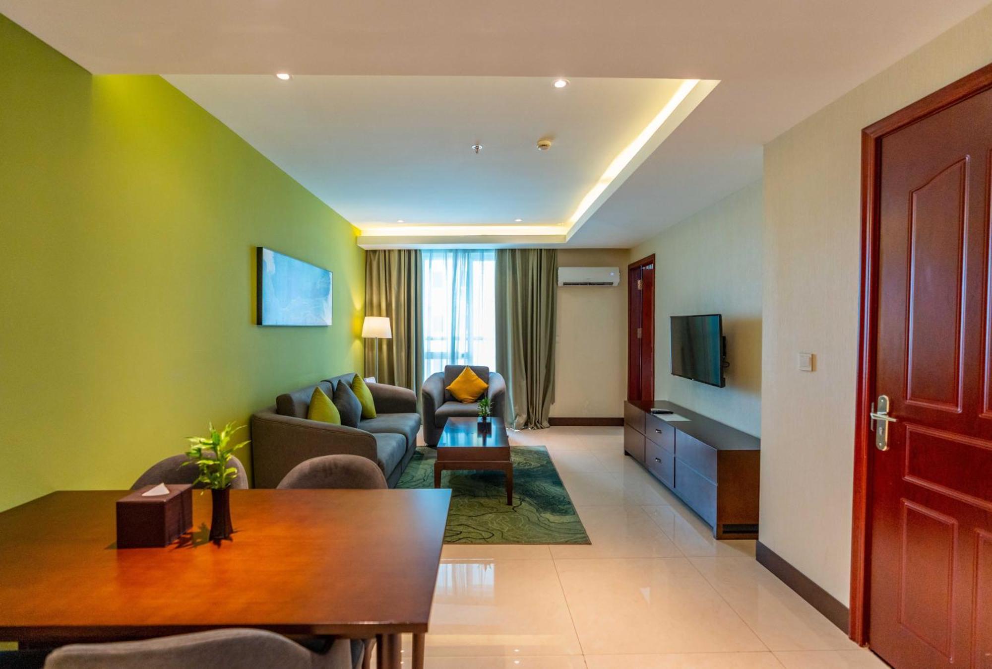 Olympia City Hotel By Dara Phnom Penh Esterno foto