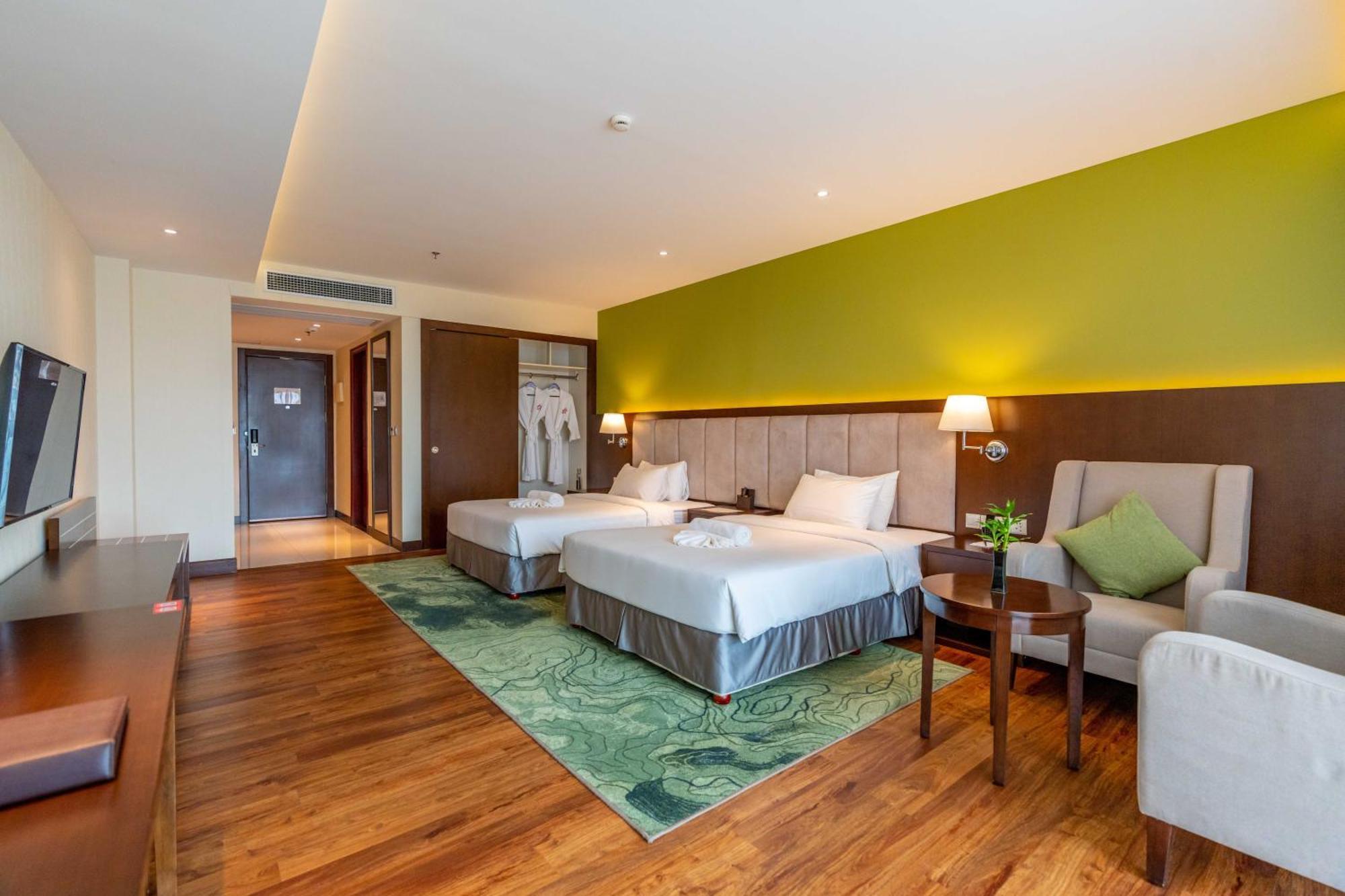Olympia City Hotel By Dara Phnom Penh Esterno foto