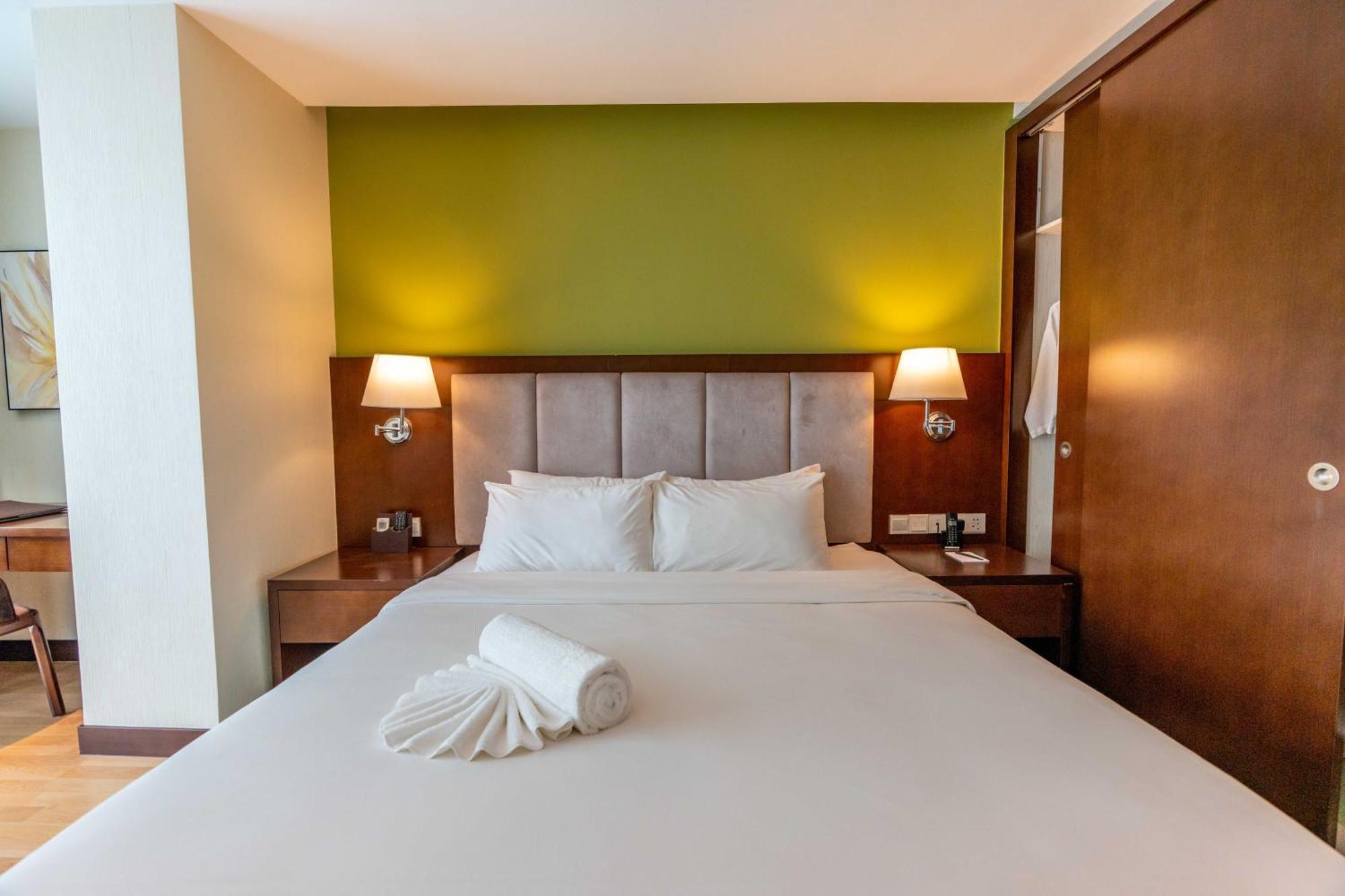 Olympia City Hotel By Dara Phnom Penh Esterno foto