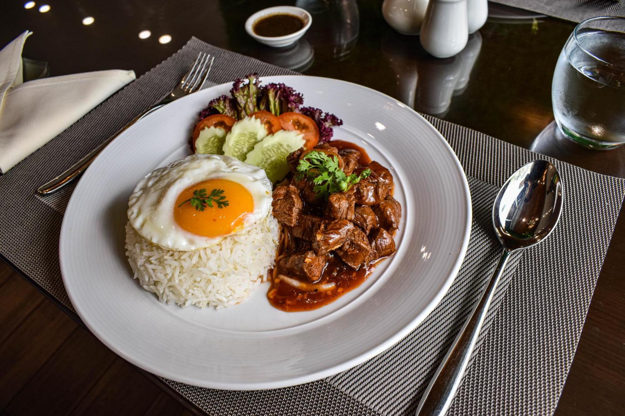 Olympia City Hotel By Dara Phnom Penh Esterno foto